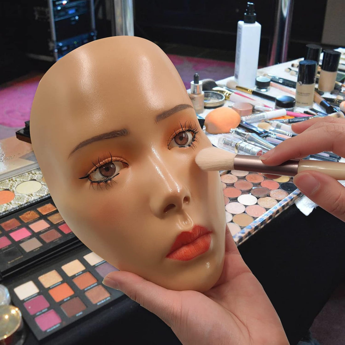 Cara de maniquí de maquillaje reutilizable, con soporte