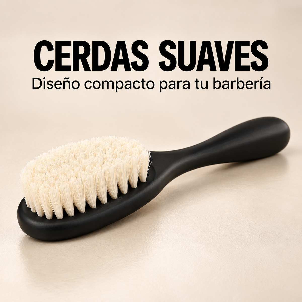 L3VEL3 – Cepillo para barbero Bristle Brush de cerdas suaves para degradados · 14,6 cm
