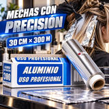 Anuncio de papel de aluminio para trabajos de mechas en peluquería